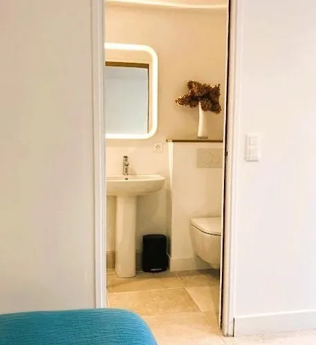 Neuf Dans Un Ecrin De Verdure Apartmán